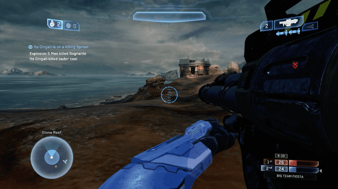 Spartan holding a rocket launcher in Halo 2.